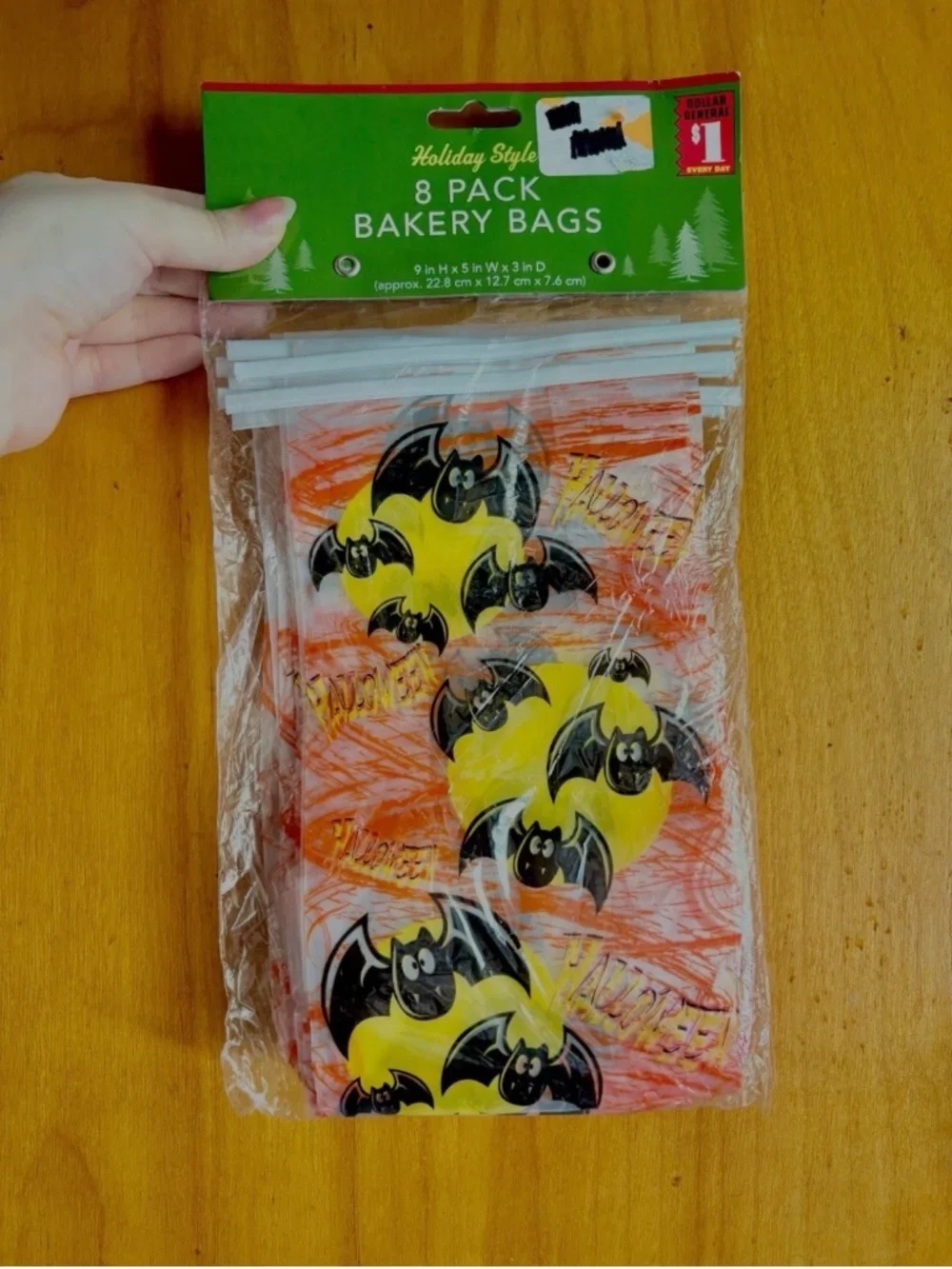 Vintage Halloween Trick-or-Treat Bags Set of 8 Bat Party Favor / Bakery Bags